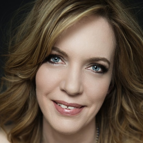 Meet your Posher, Sara - Picture 1 of 1